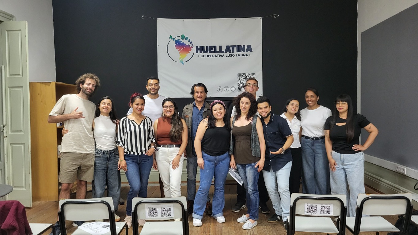 Jornada de trabajo voluntario con Huellatina